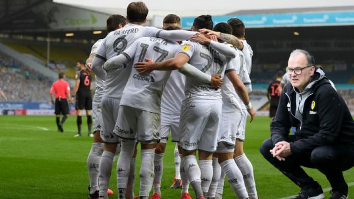 Leeds United, 16 y�l sonra Premier Lig'e y�kseldi