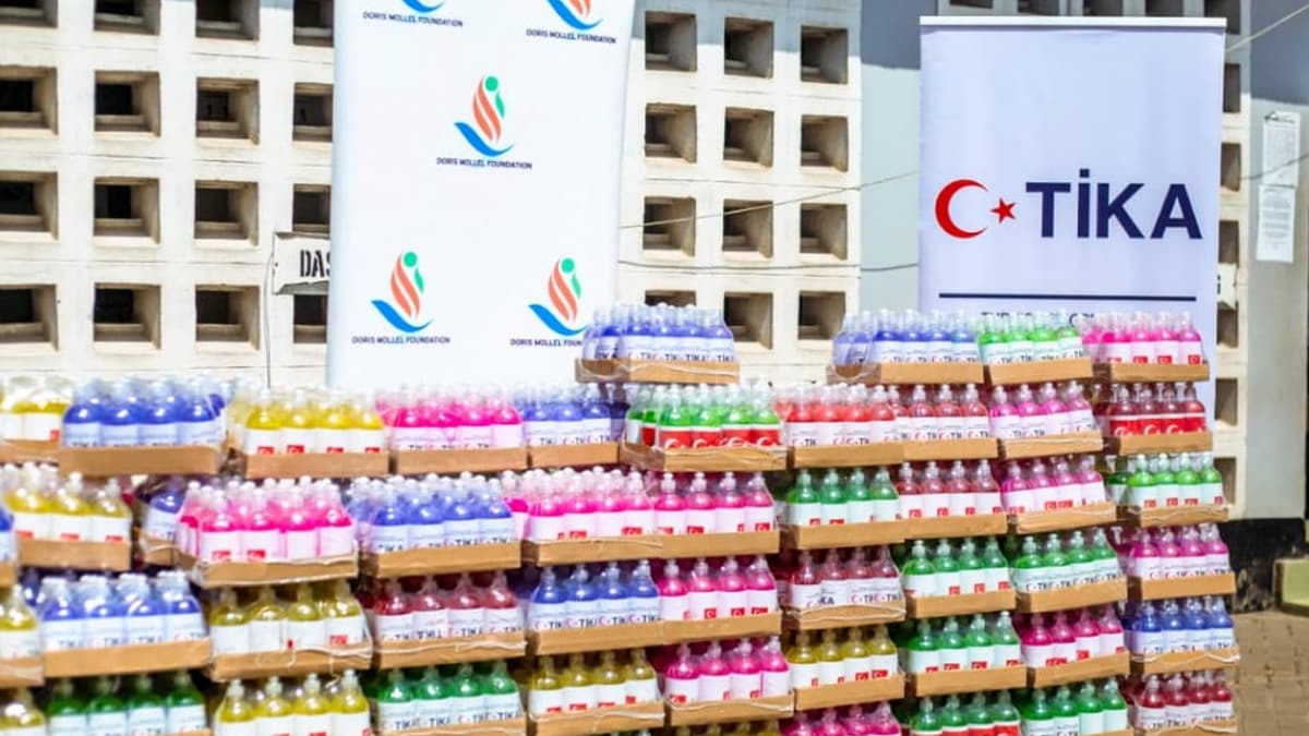 T�rkiye'den bir �lkeye daha yard�m eli