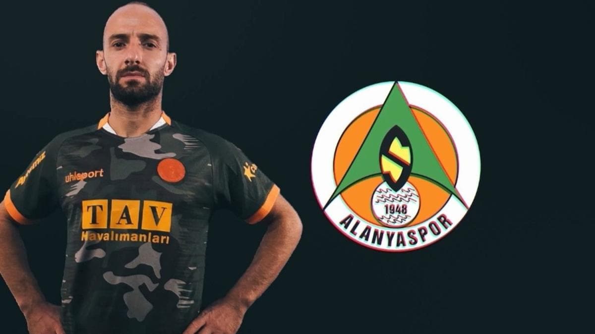 Alanyaspor'un yeni formasnda ''Mehmetik Vakf'' srprizi!
