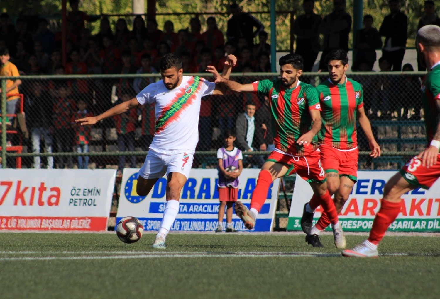 ��te Kartal'�n ilk transferi