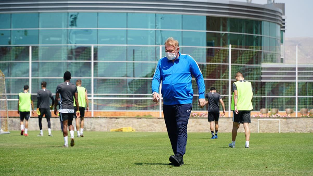 Kayserispor'da 3 futbolcu kadroya al�nmad�