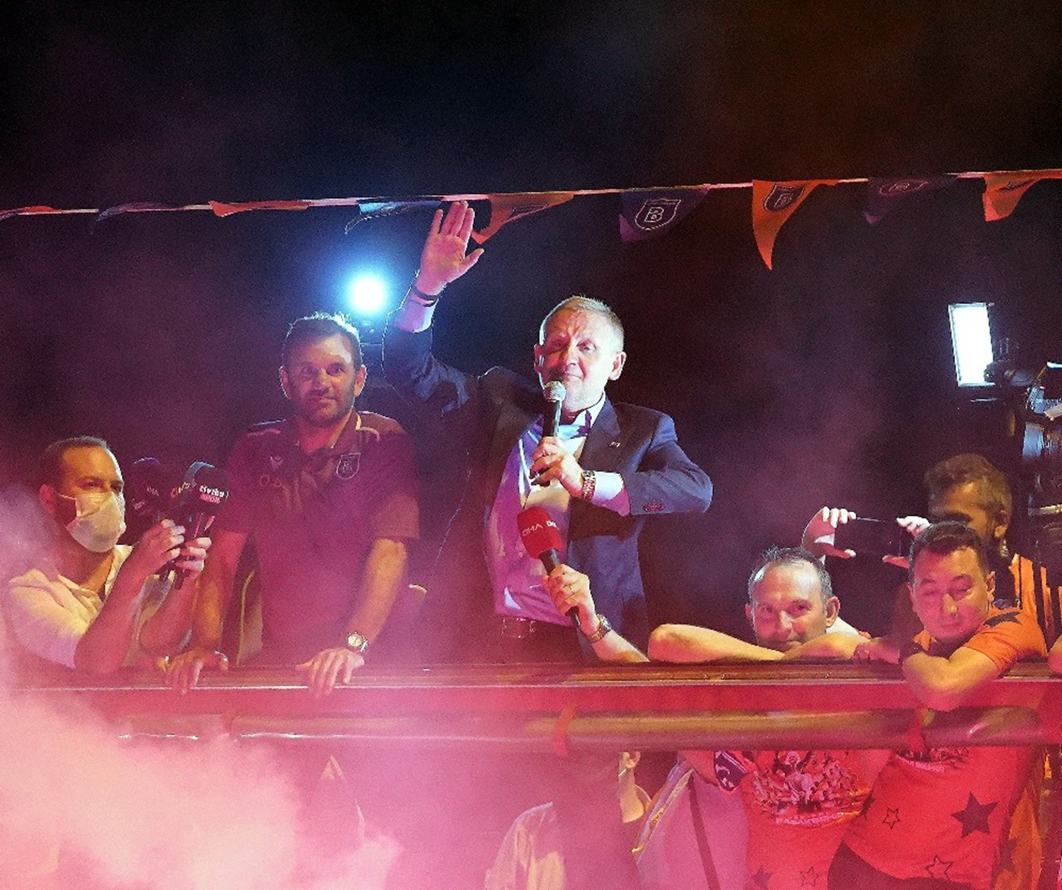 G�ksel G�m��da�: 'T�rk futbolunda bir devrim'