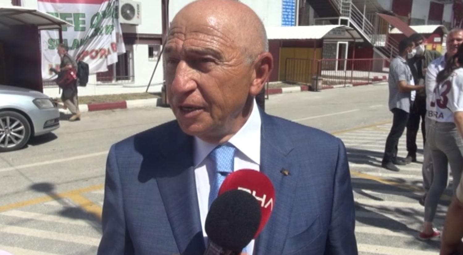 Nihat �zdemir'in 'seyircili ma�' m�jdesi