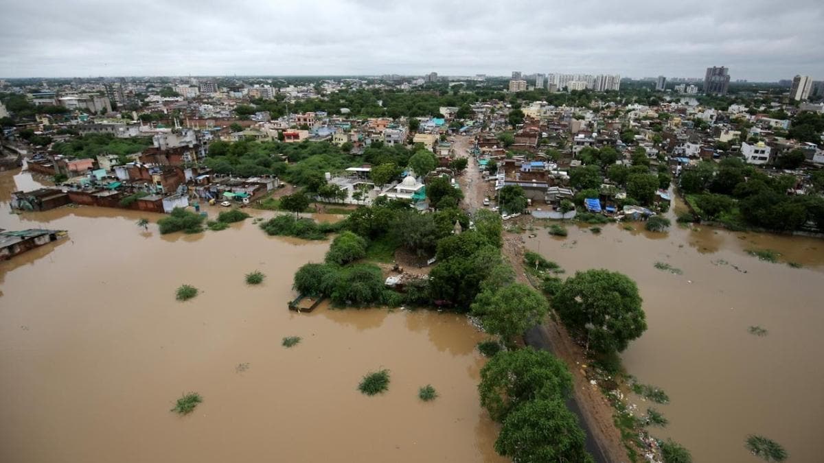 Hindistan'daki sel ve heyelan felaketinde can kayb 111'e ykseldi