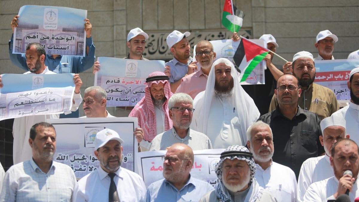 Gazze'deki alimlerden srail'in 'Rahmet Kaps Mescidi' kararna protesto