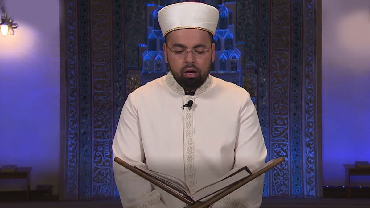 Ayasofya m�ezzini R�dvan Akba� kimdir? R�dvan Akba� nereli?