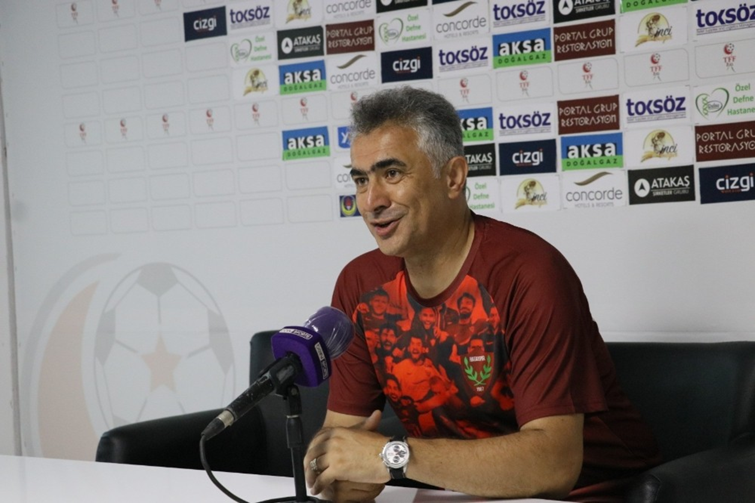 Hatayspor'da Mehmet Alt�parmak'la yollar ayr�ld�