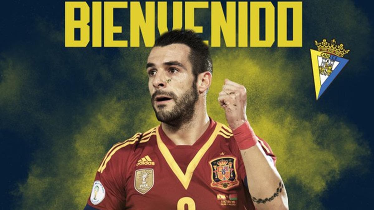 Negredo resmen Cadiz'de