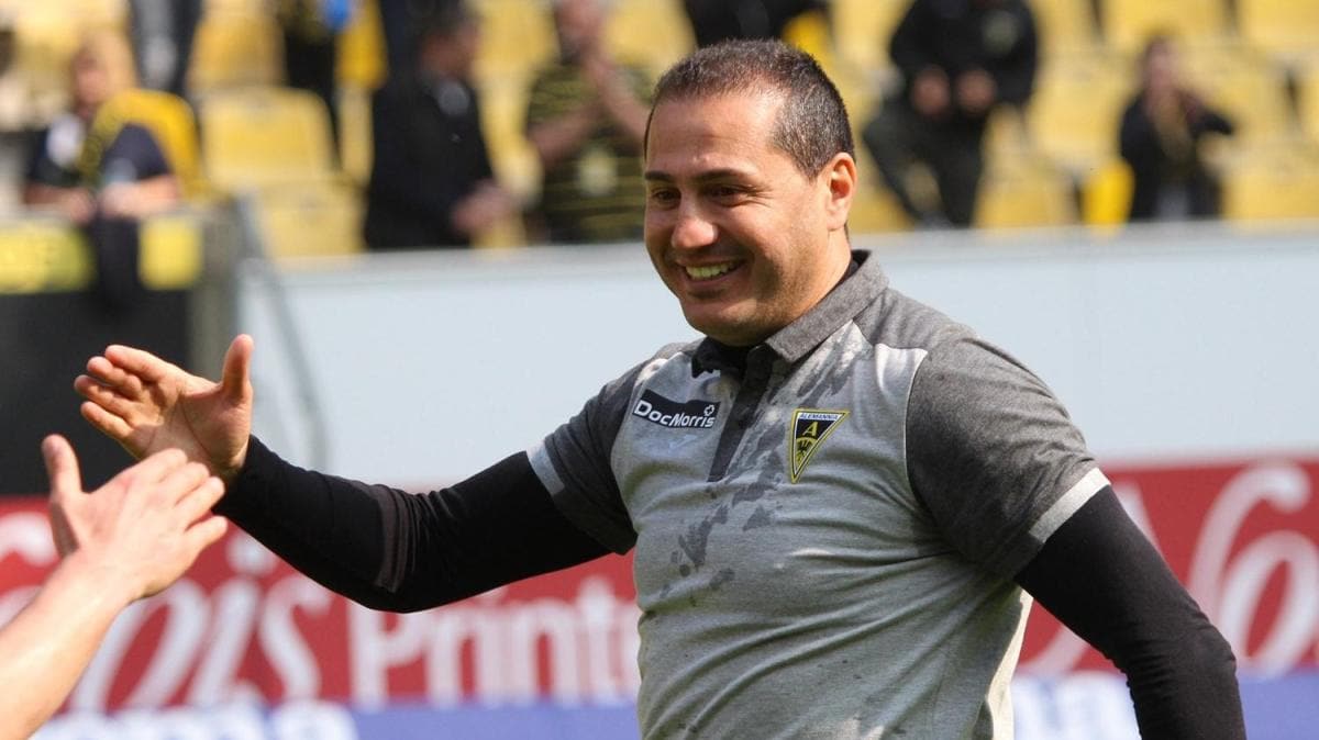 Fuat Kl'tan Alemannia Aachen'da tarihi baar