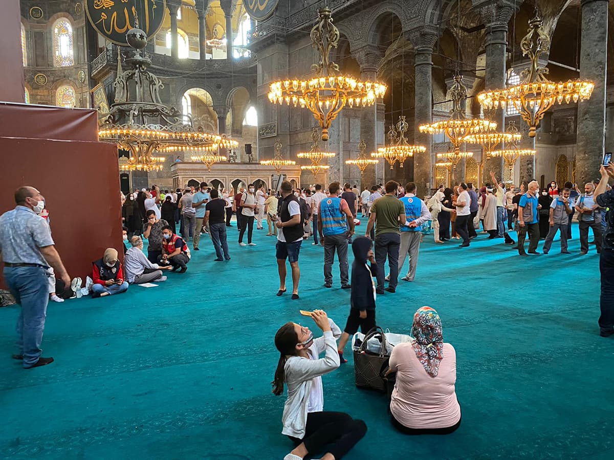 Karde� �lkenin ba�bakan�ndan T�rkiye'ye Ayasofya kutlamas�