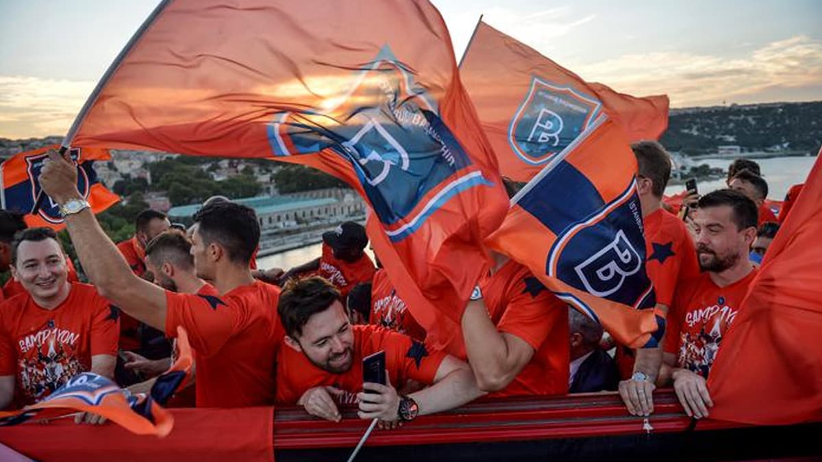 �ampiyonluk turunda korkutan anlar