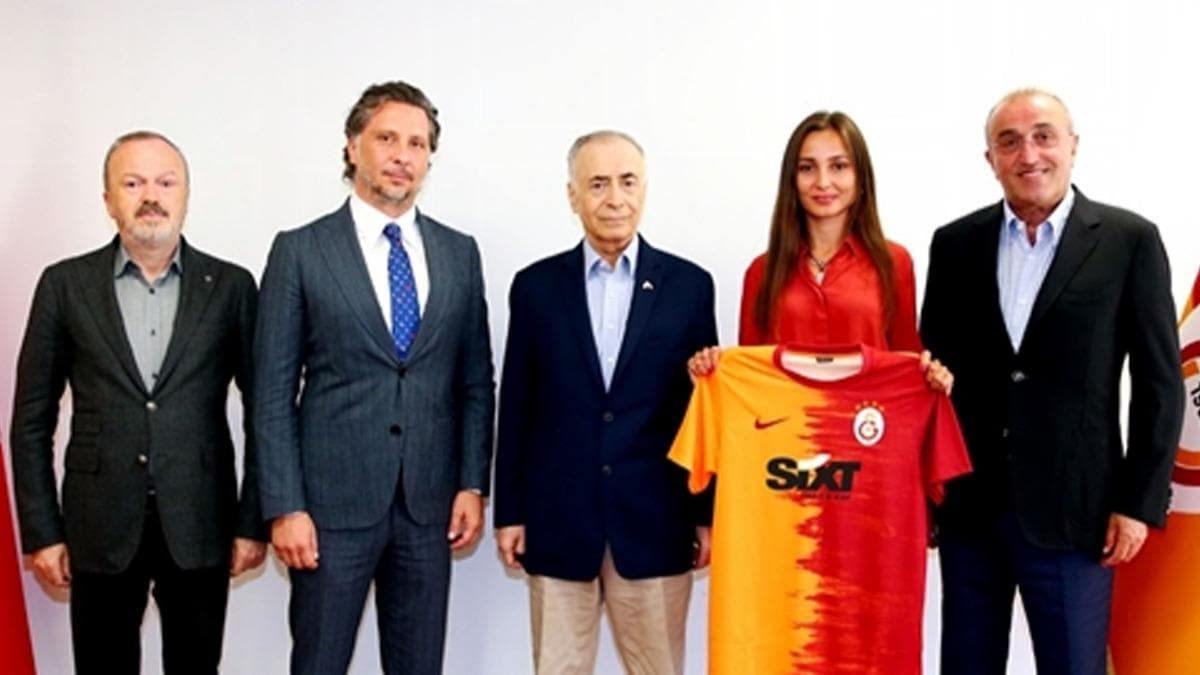 Galatasaray forma sponsorlarn duyurdu