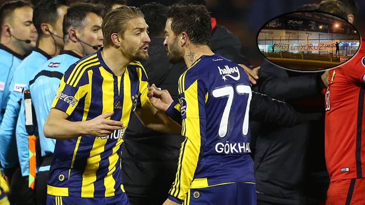 Fenerbah�e taraftar�ndan Kad�k�y'de fla� pankart