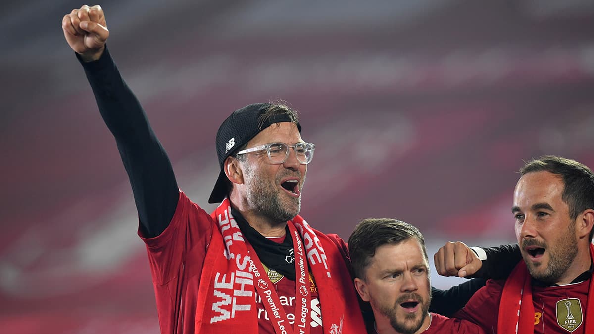 Jurgen Klopp, Premier Lig'de y�l�n teknik direkt�r� se�ildi