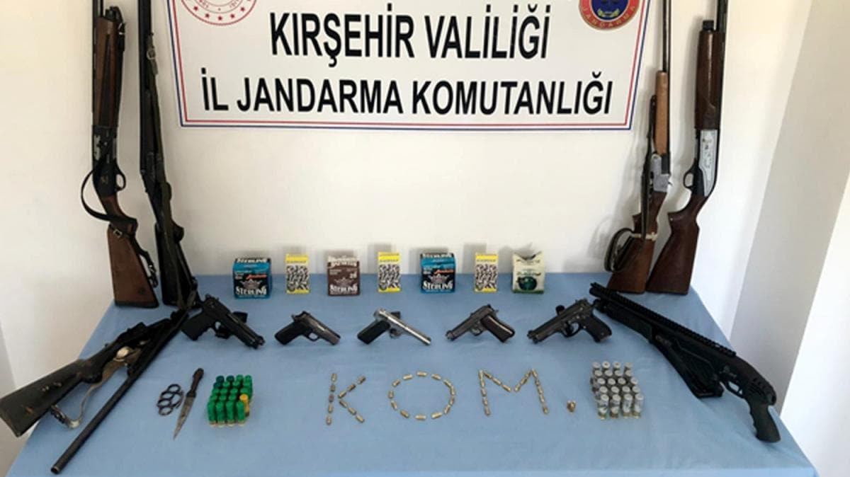 Krehir'de silah ticareti yapanlara operasyon: 6 pheli yakaland