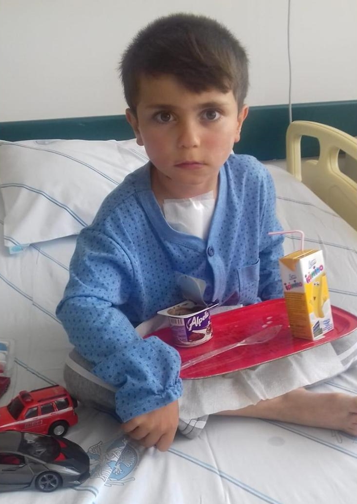 Bayram al��veri�inden d�nen baba o�ul u�rad��� silahl� sald�r� sonucu �ld�