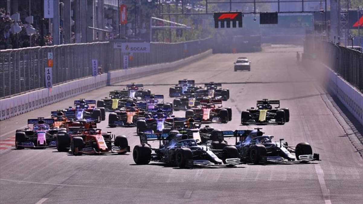 Formula 1'in �stanbul'a d�nmesi i�in g�r��meler s�r�yor