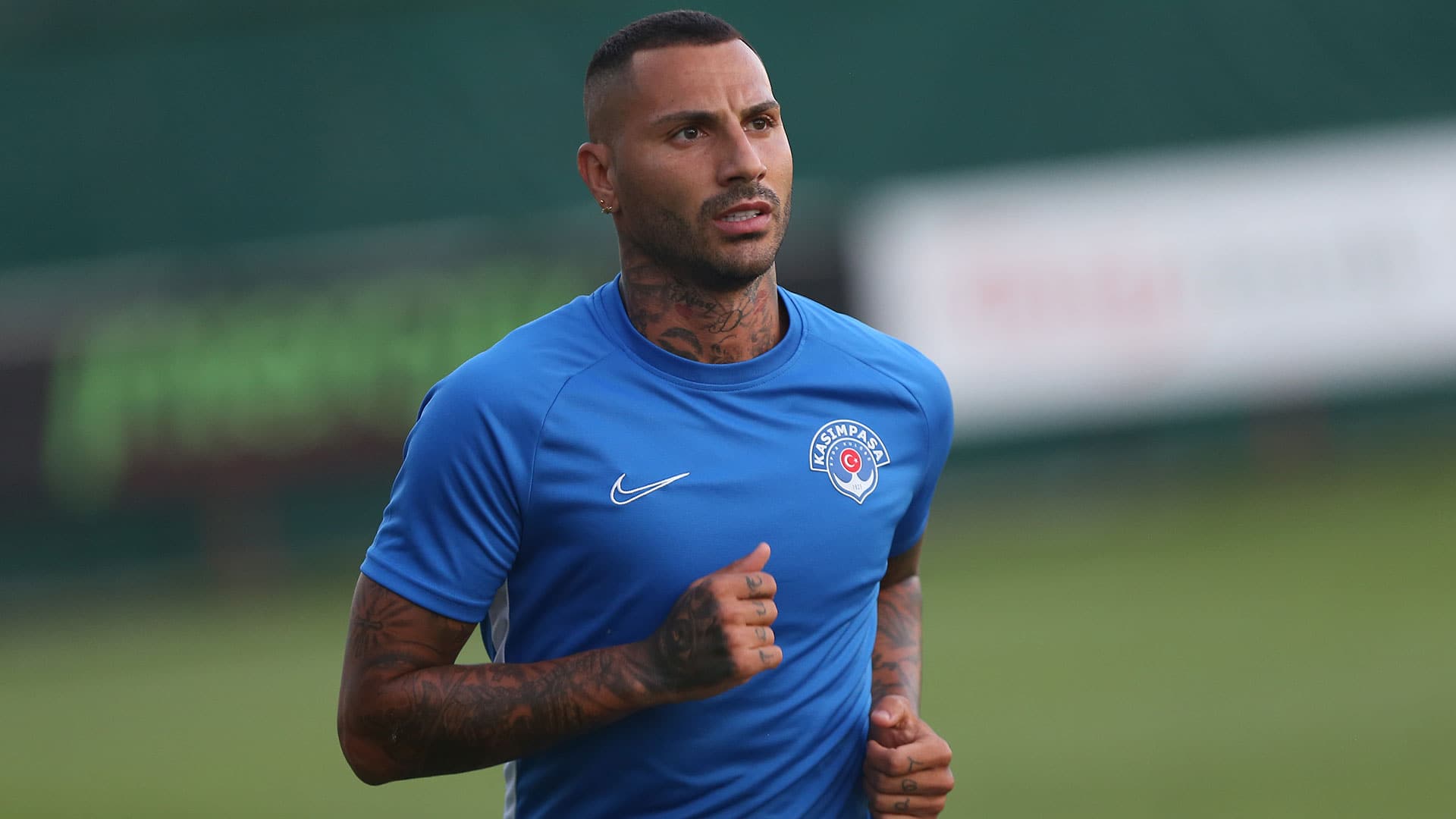 Quaresma Kas�mpa�a'dan ayr�ld�