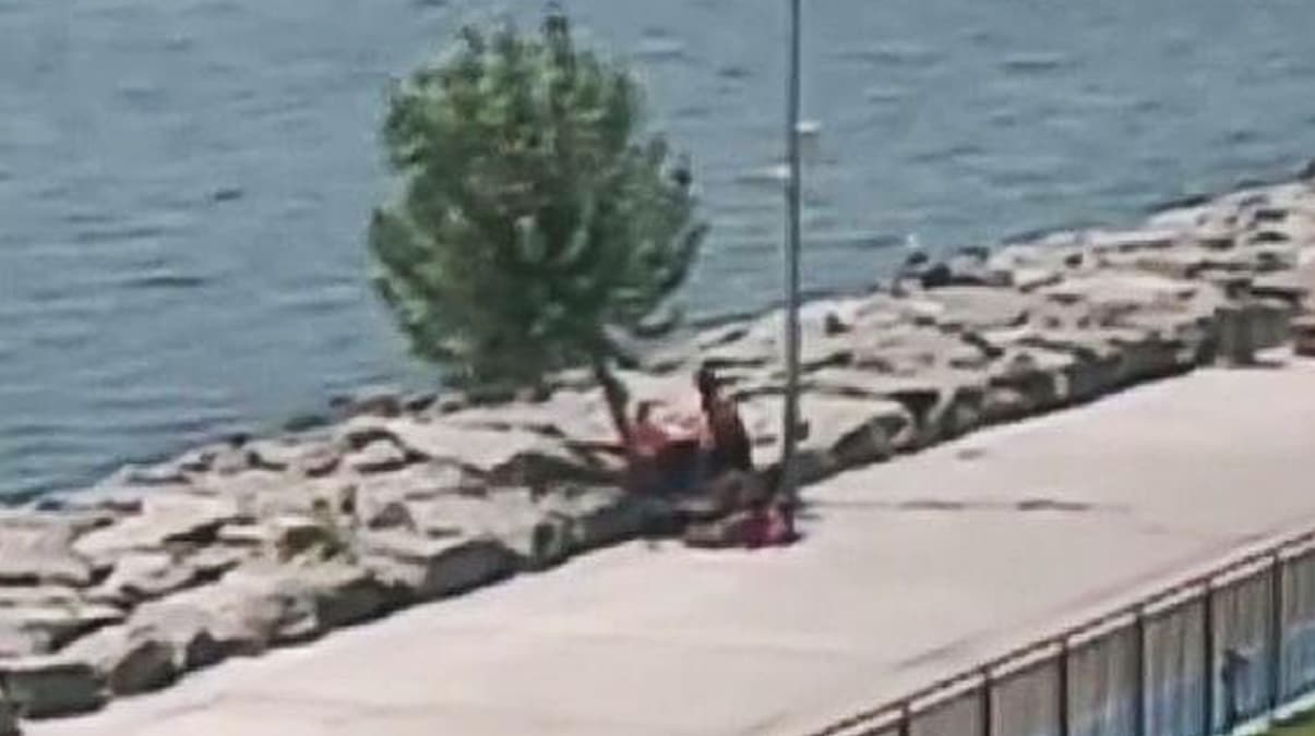 Tevfik G�ksu'dan �BB'ye a�a� tepkisi: Kendi kendilerine mi ceza yazacaklar