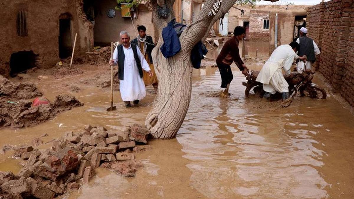Afganistan'da sel felaketinde 16 kii hayatn kaybetti