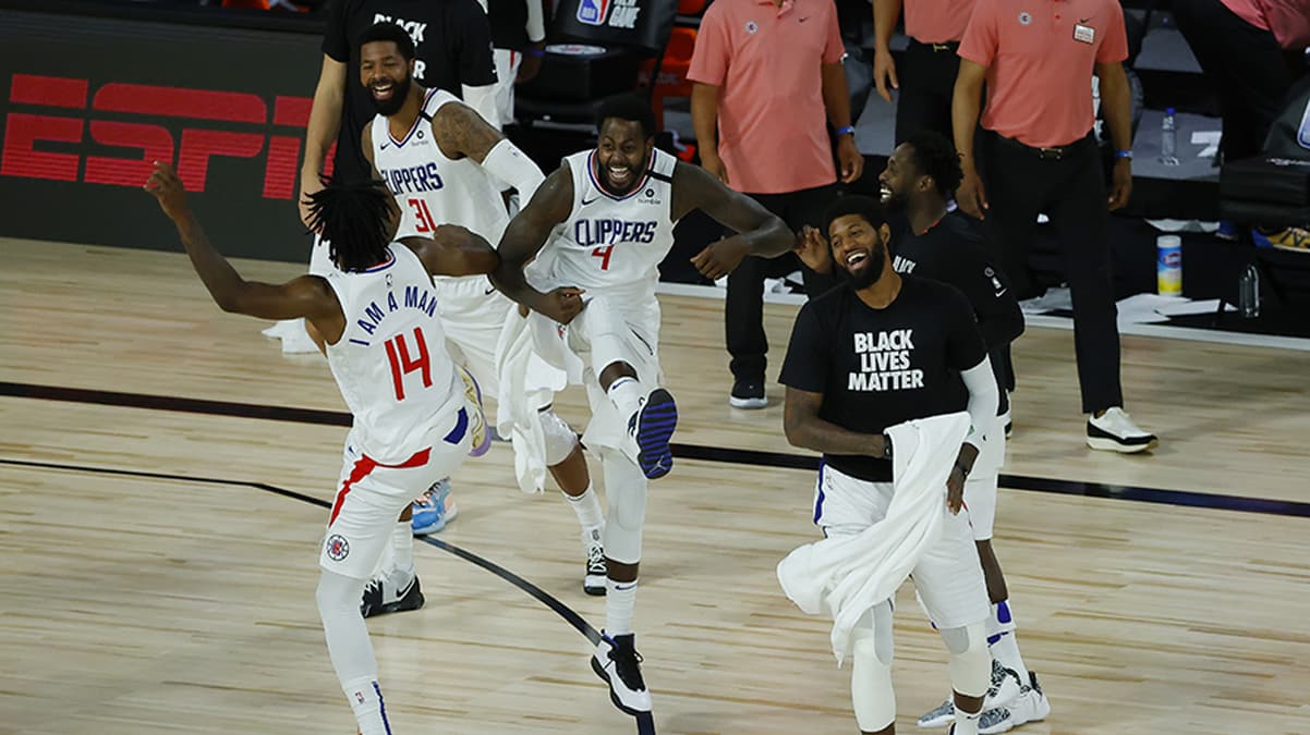 Los Angeles Clippers rekor k�rarak kazand�