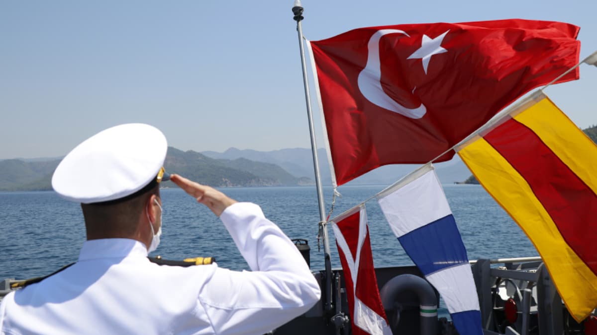 'Barbaros'un torunlar�' teyakkuzda