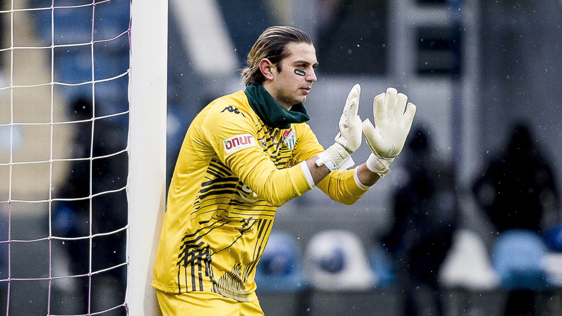 �a�lar �ahin Akbaba Bursaspor'dan ayr�ld�