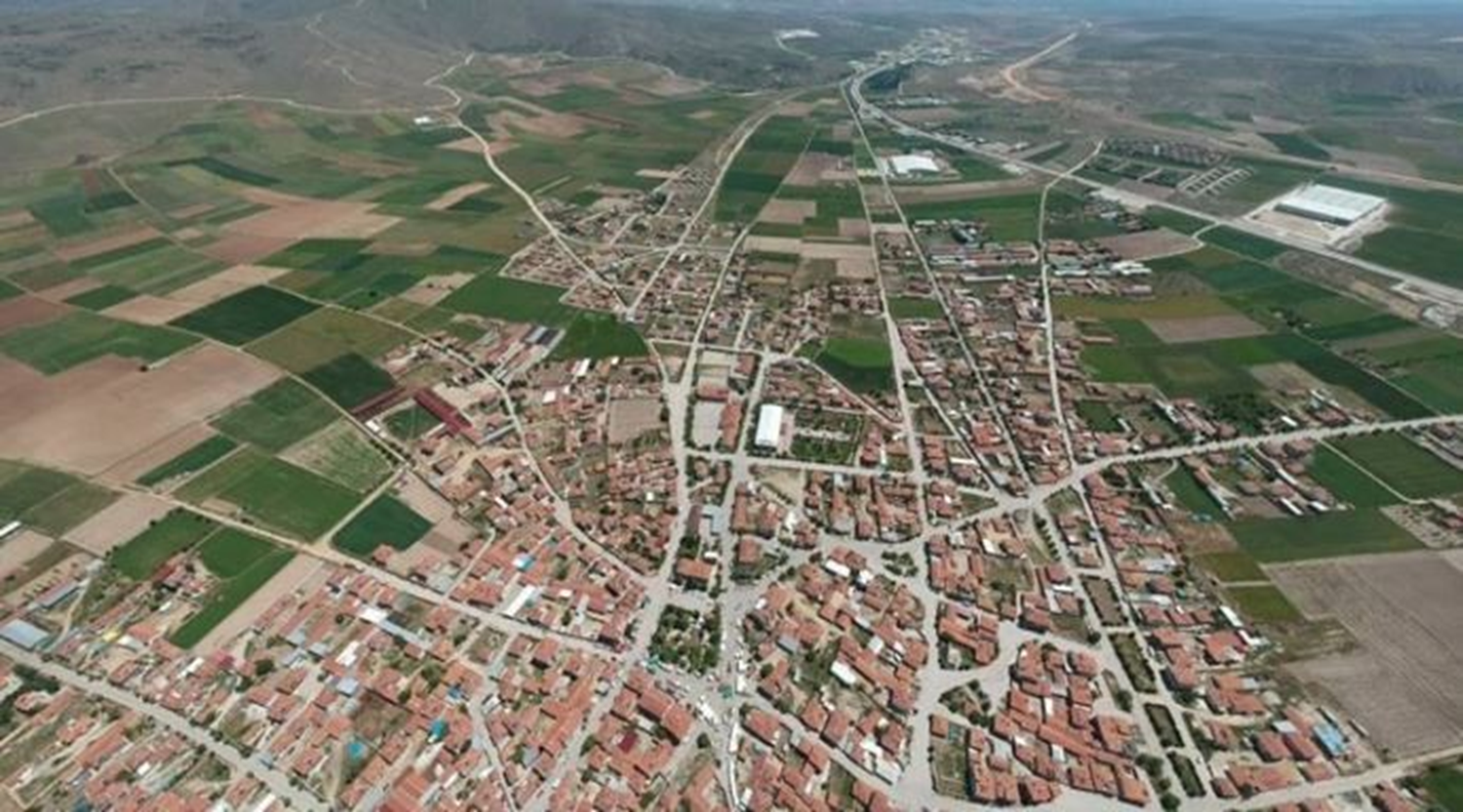 Giri� ve ��k��a kapat�lan beldede karantina kald�r�ld�