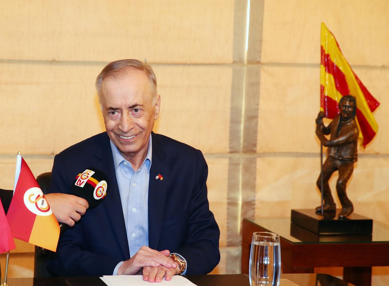 Mustafa Cengiz: 'Rakiplerimize �a��r�yorum'