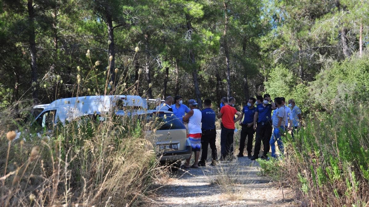 Kan donduran olay! 8 yandaki kardeini ormanlk alanda bakla ldrd, polise teslim oldu 