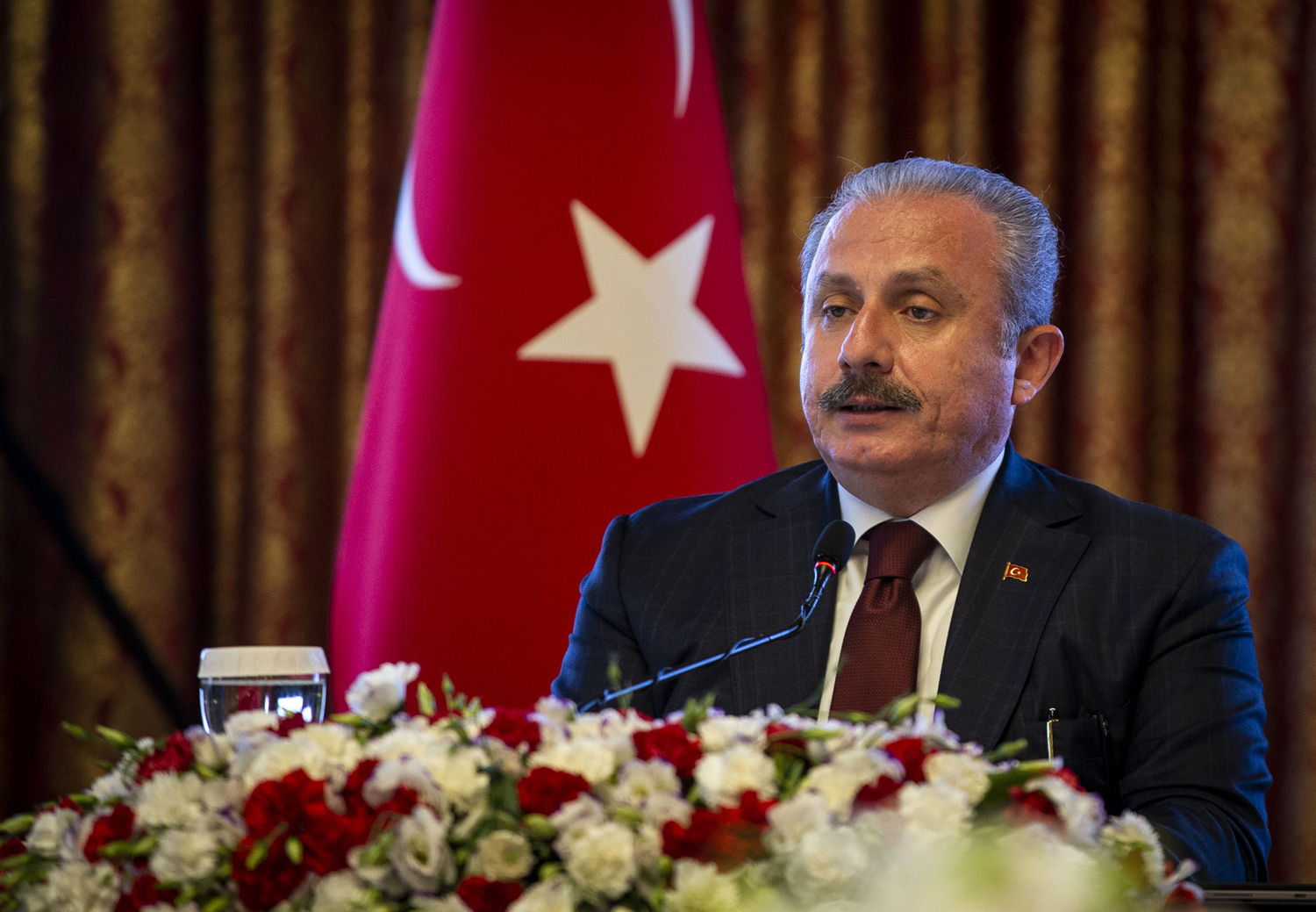 TBMM Ba�kan� �entop: Hastanede 4 milletvekili koronavir�s tedavisi g�r�yor