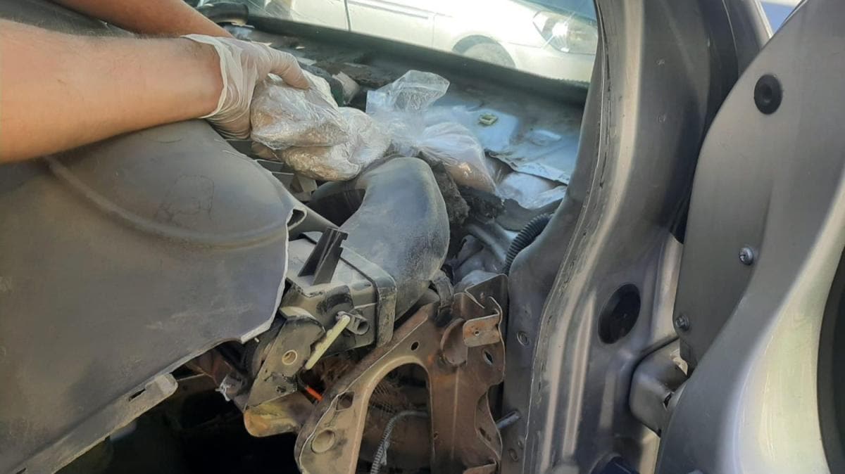 Van'da 15 kilo uyuturucu yakaland 