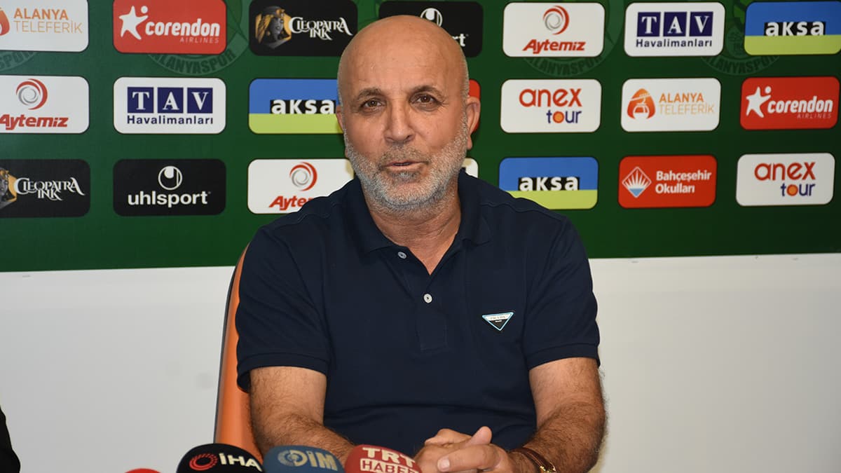 Hasan �avu�o�lu net konu�tu: 'T�rkiye'de kimse alamaz!'