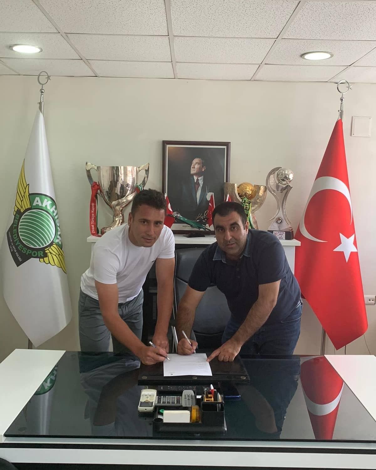Akhisarspor'un yeni hocas� belli oldu