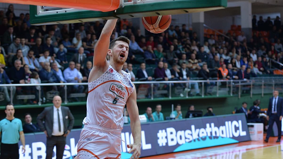 Ercan Osmani'den Be�ikta�'a iki y�ll�k imza