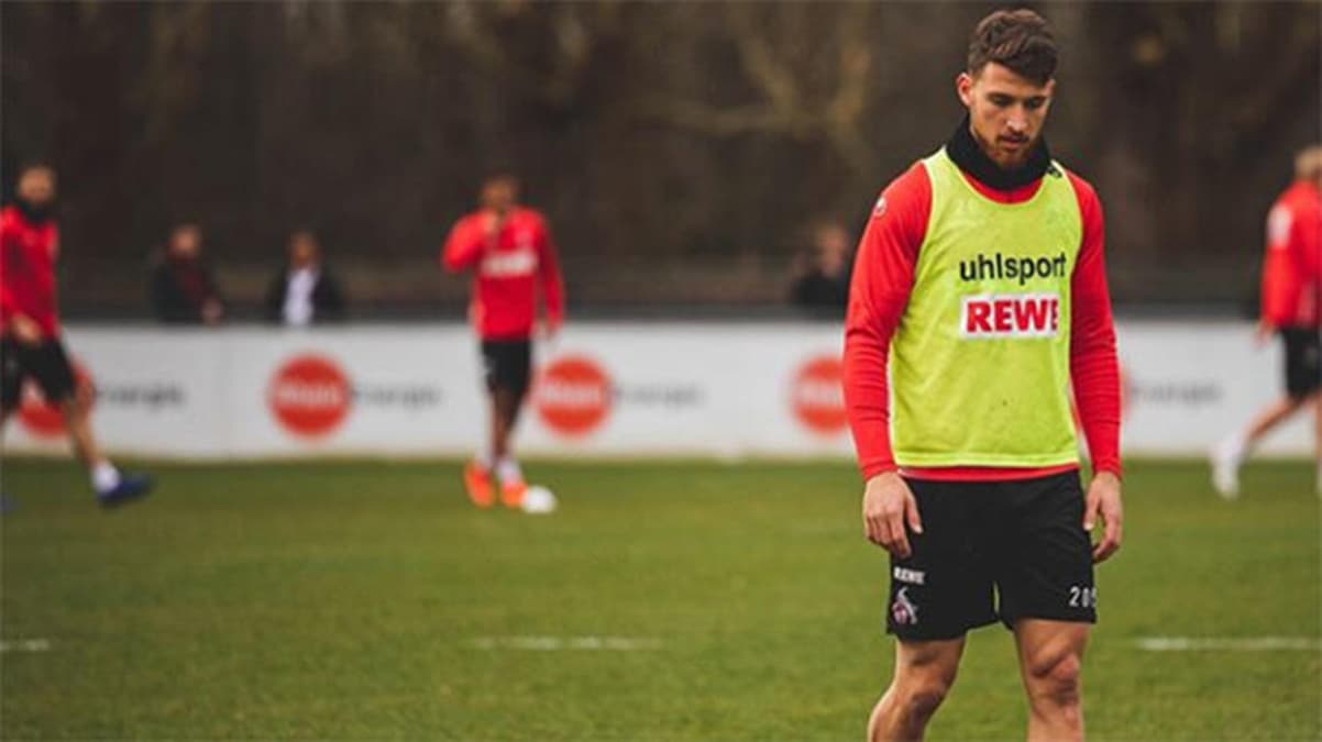 K�ln'de iki futbolcuda daha koronavir�s tespit edildi