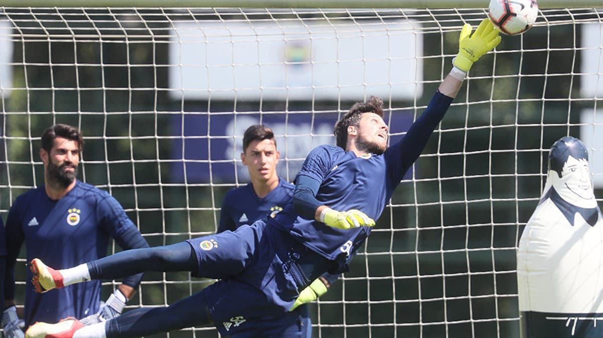Fenerbah�e'den ayr�ld�, Denizlispor istiyor