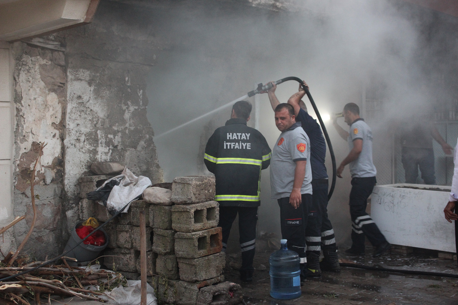 Hatay'�n Hassa il�esinde yang�n ��kt�