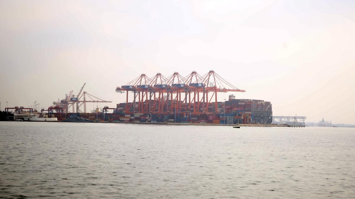 Mersin Uluslararas Liman Lbnan'a yardma hazr