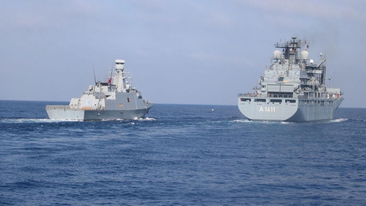 MSB duyurdu: Ege Denizi'nde NATO ile deniz eitimleri icra edildi