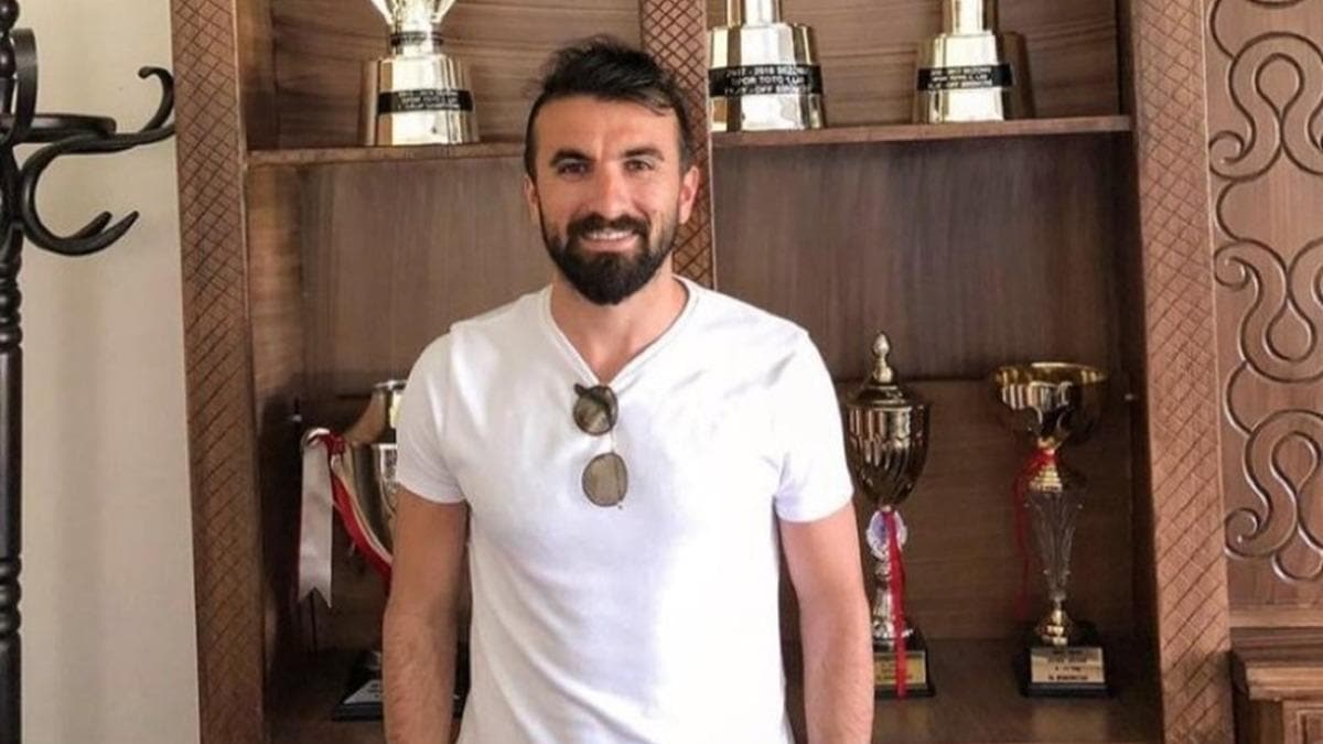Erhan elenk Akhisarspor'dan Altay'a transfer oldu