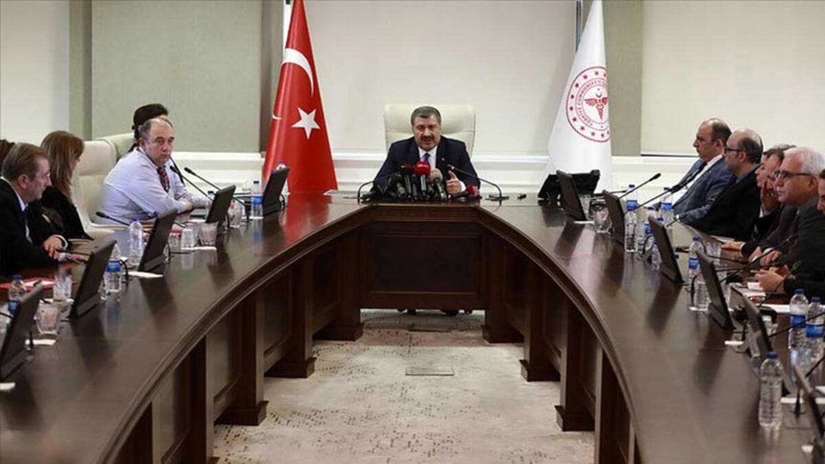 Bilim Kurulu 'Okullar a��lacak m�?' sorusu i�in topland�