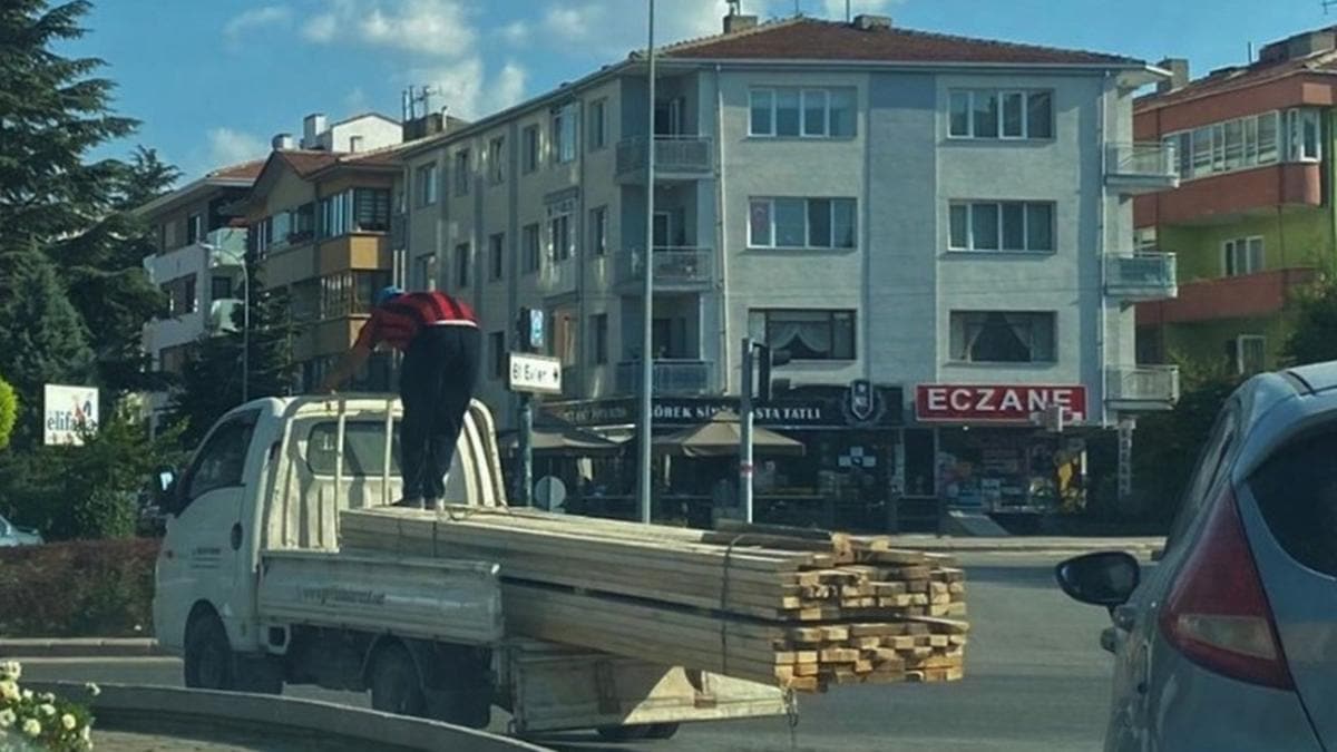 Pes dedirten yolculuk! Trafik gvenliini hie sayd 