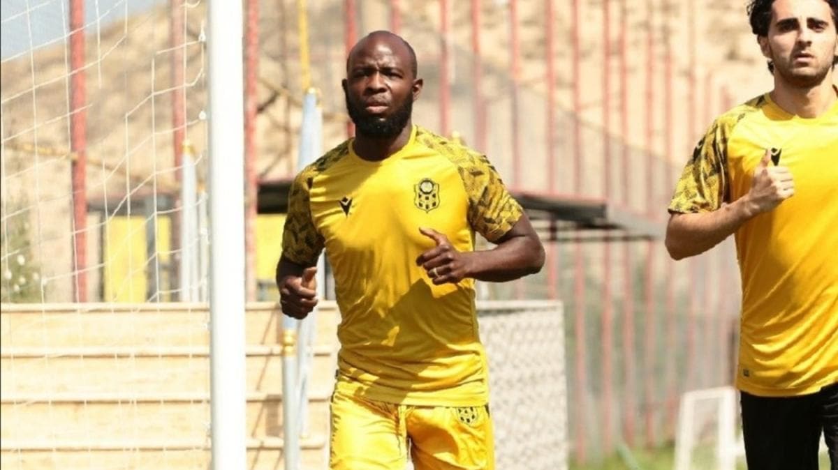 Yeni transfer Lukoki'ye byk vg: ''Her eyiyle muazzam bir futbolcu''