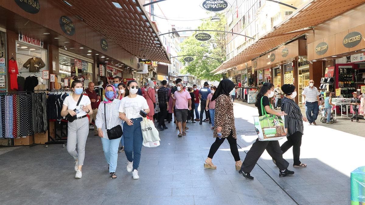 Gaziantep'te koronavirs vaka says artt, yeni yasaklar geldi