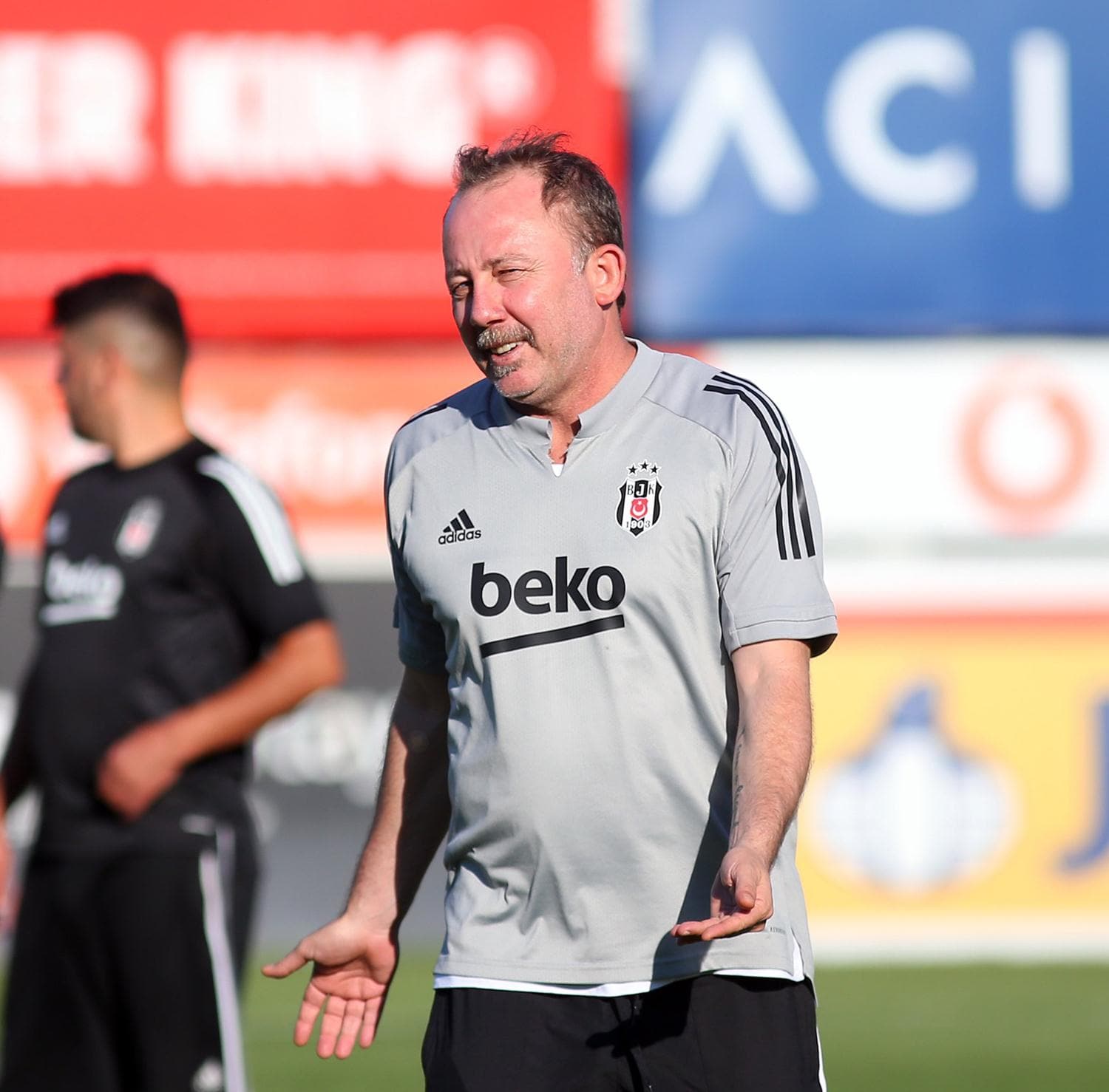 Be�ikta�'ta PAOK ma�� haz�rl�klar� devam ediyor