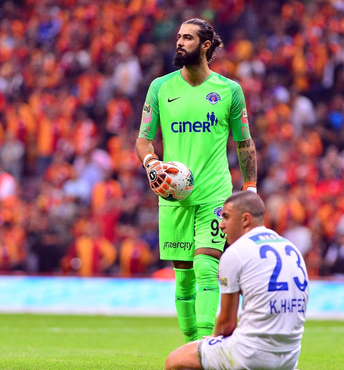 Galatasaray kaleci transferine Fatih �zt�rk ile son verdi