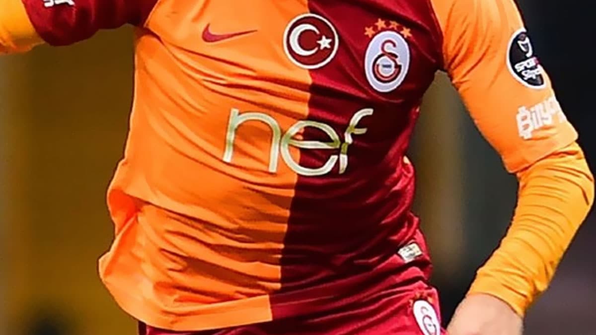 Galatasaray'da koronavir�s olan futbolcular kimler?