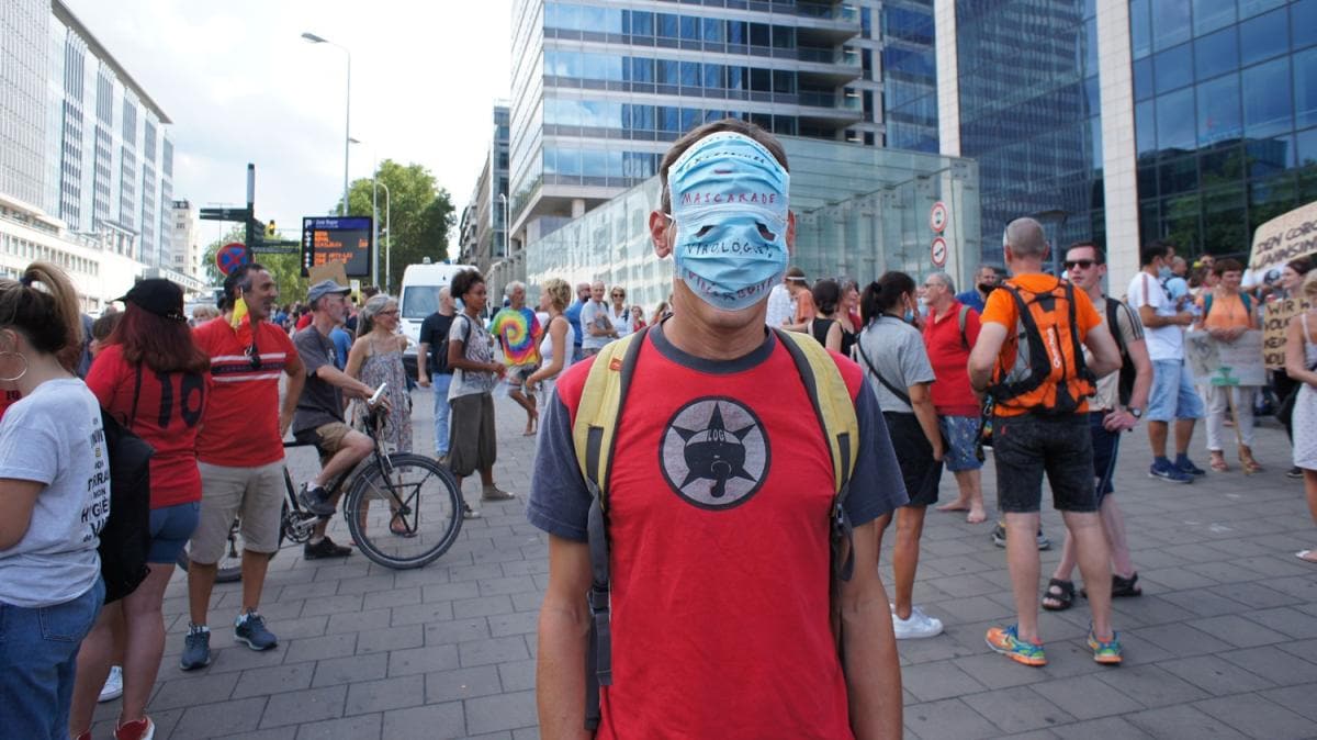 Belika'da hkmete Kovid-19 protestosu: 'Maskeye hayr'
