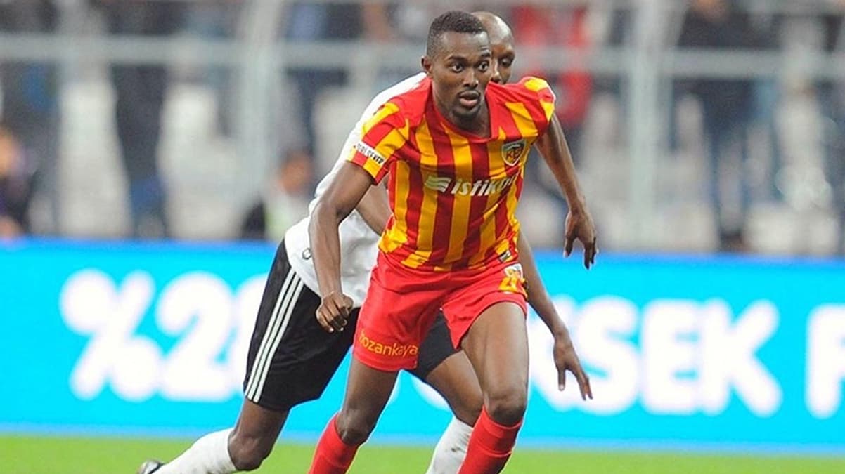 Mensah Be�ikta� i�in geliyor